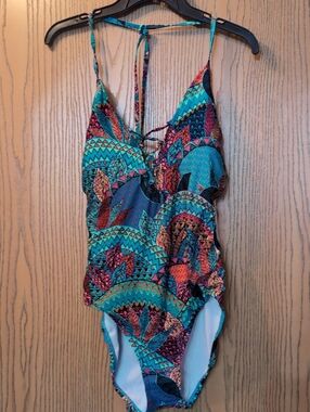 Coastal Zone Colorful Aztec Print One-Piece Swimsuit - Turquoise & Coral